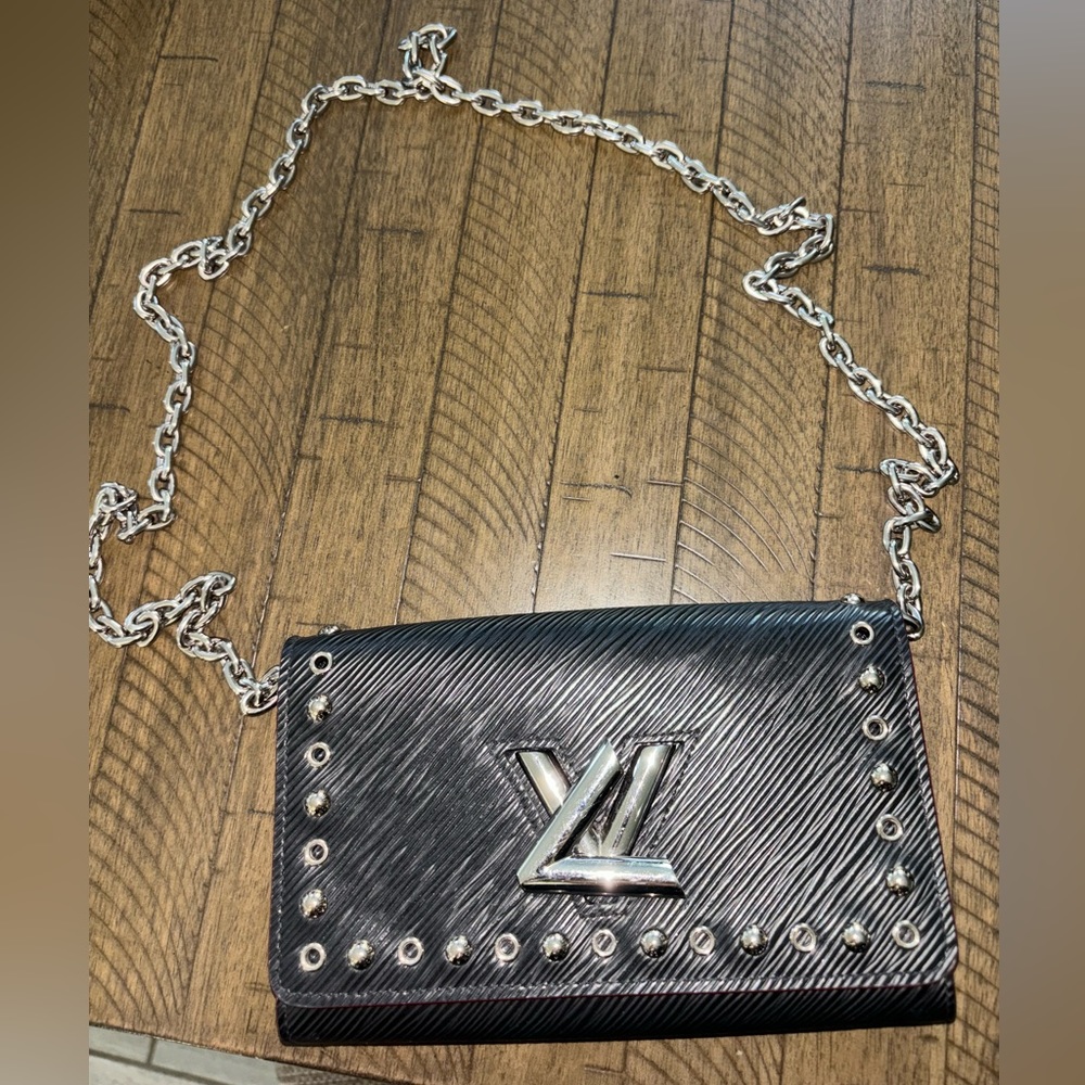 Louis Vuitton purse